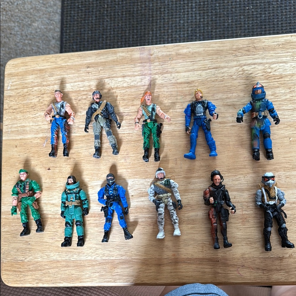 Action Figure Set - Multicolor
